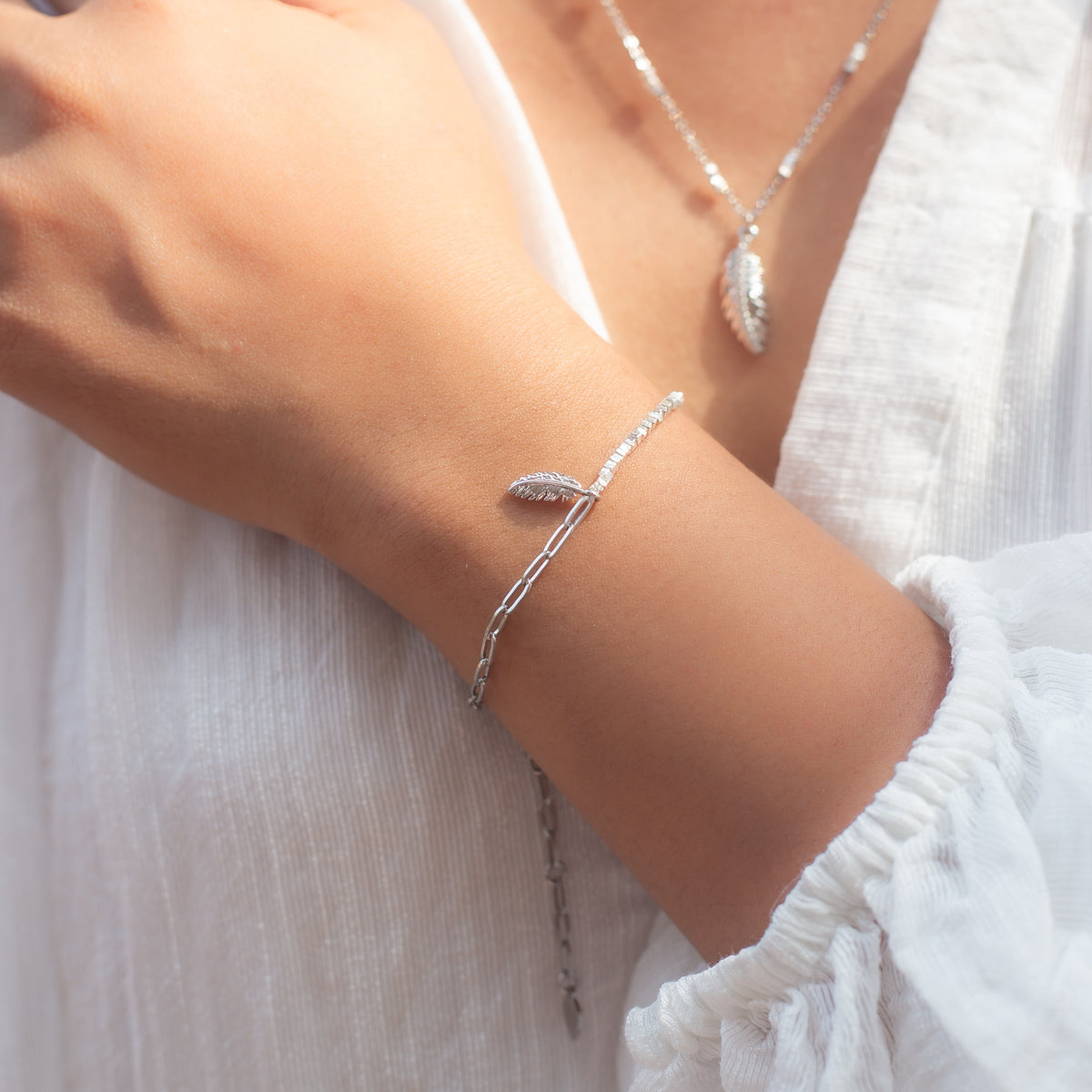 Song of Celebration Feather Chain Bracelet 