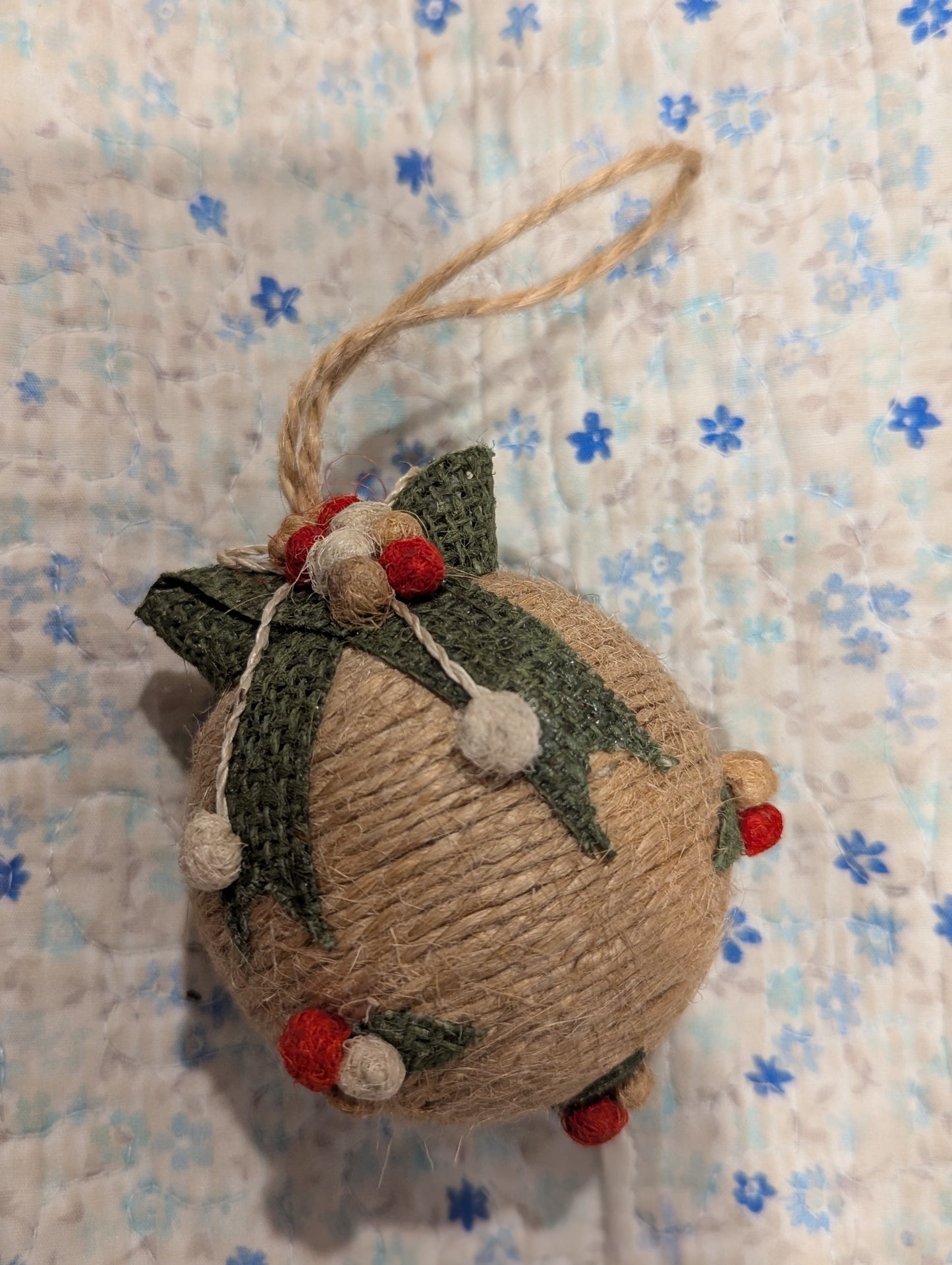 Jute Baubles Many different Designs