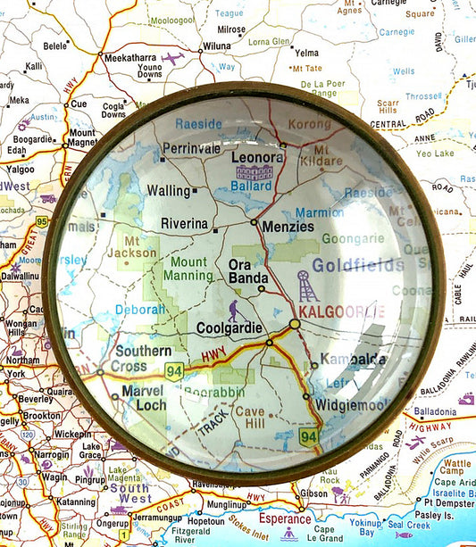 Magnifying glass/ Paper weight