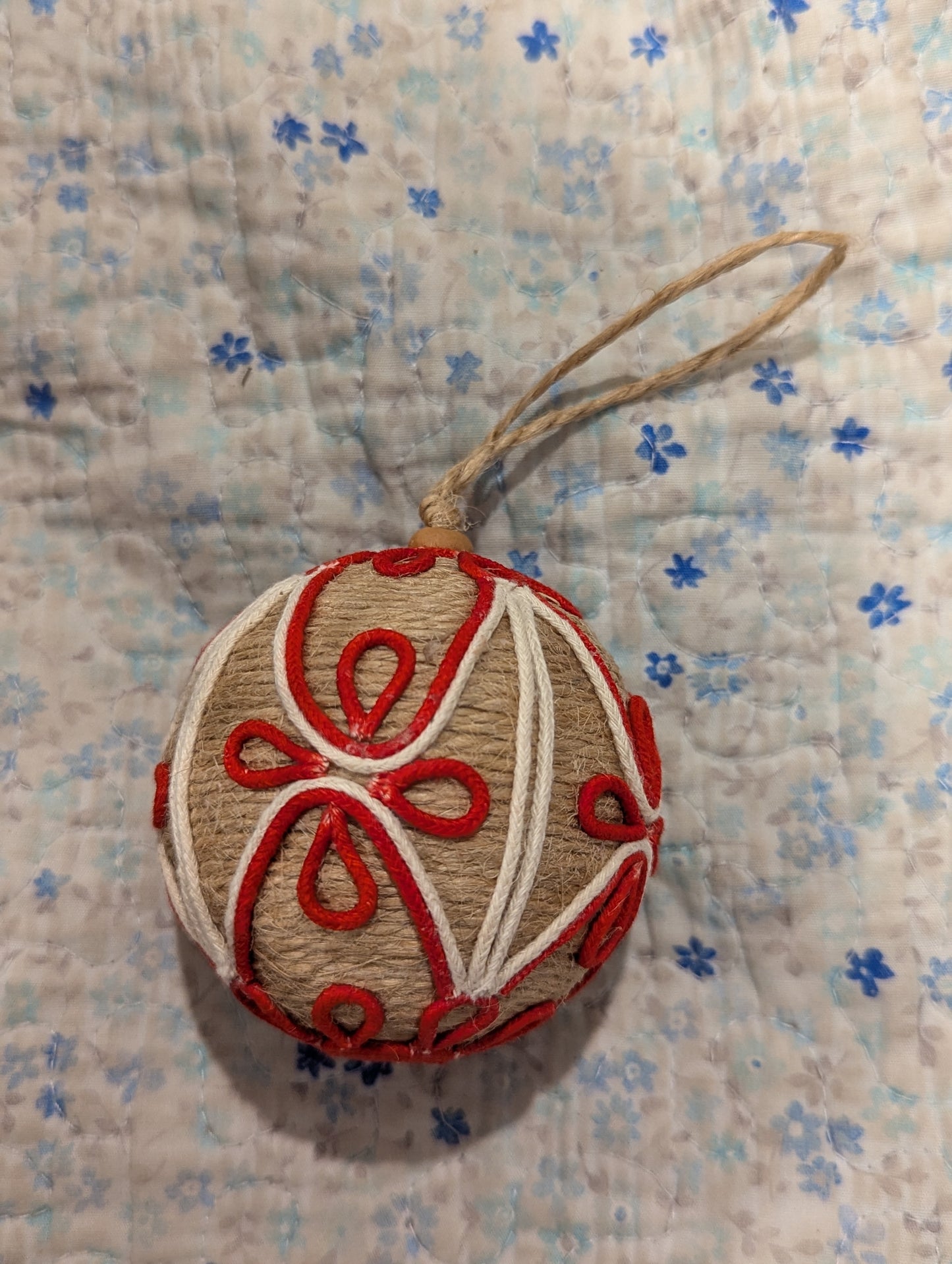 Jute Baubles Many different Designs