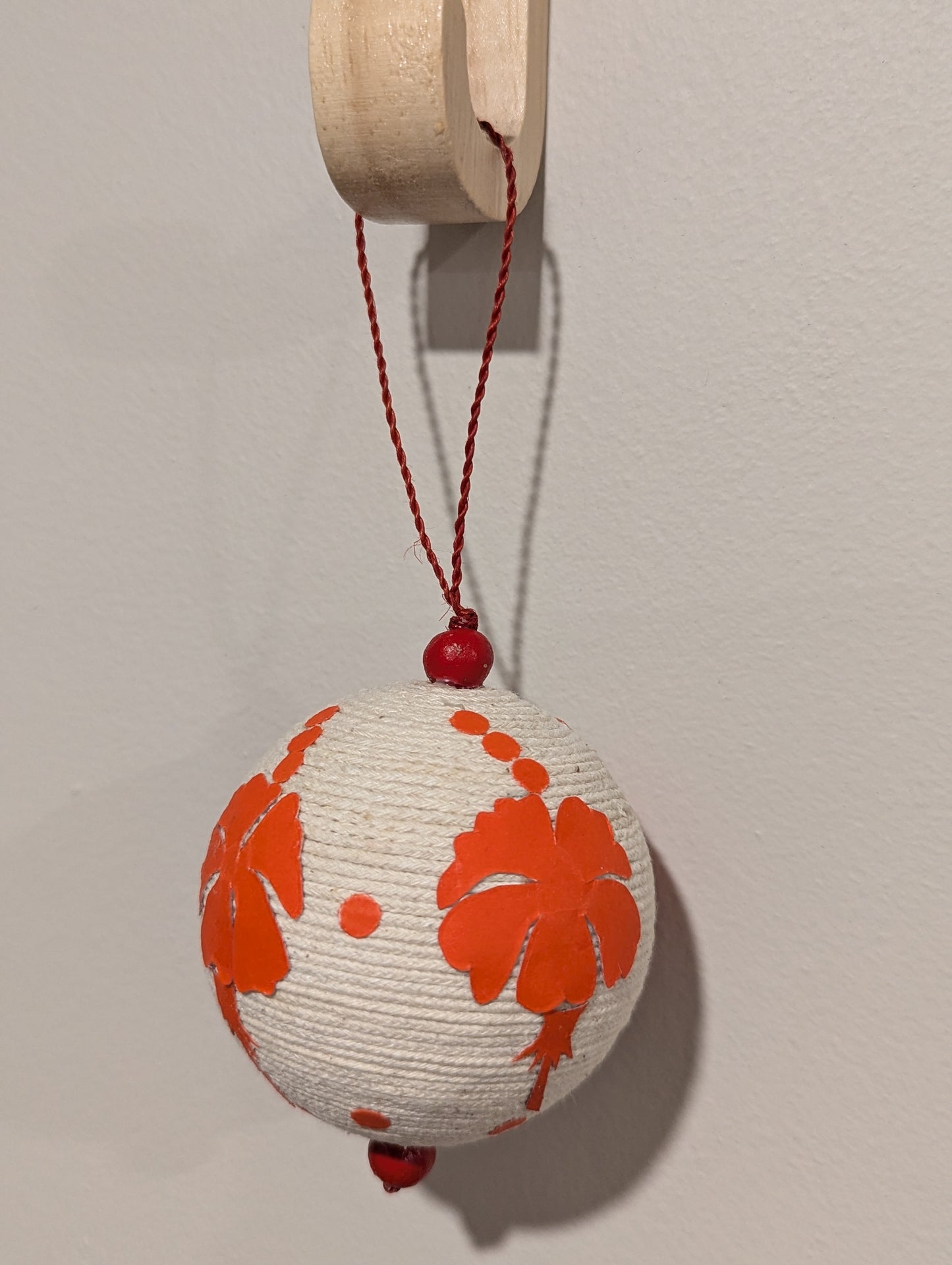 Jute Baubles Many different Designs