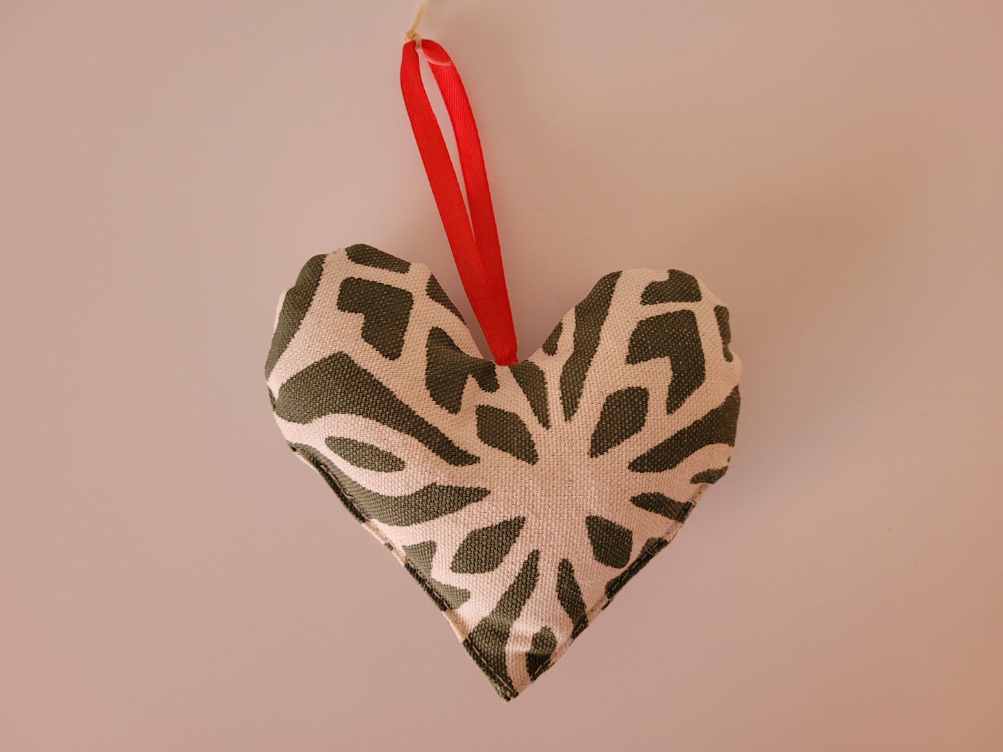 Fijiian Heart Christmas Ornament